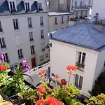 Beau 2 Pieces Avec Balcon Paris Parc Des Buttes Chaumont